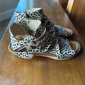Blowfish Malibu Animal Print Canvas Peep Toe Sandals Women’s Size 10